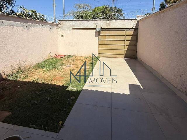 #2267 - Casa para Venda em Aparecida de Goiânia - GO - 3
