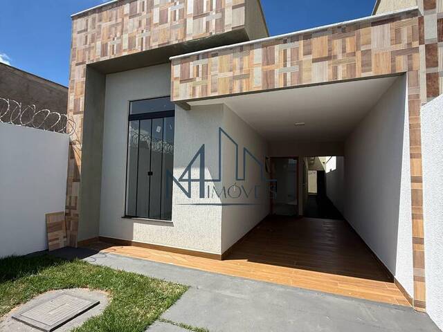 #2271 - Casa para Venda em Aparecida de Goiânia - GO - 1