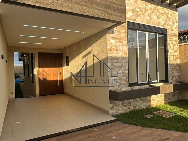 #2264 - Casa para Venda em Aparecida de Goiânia - GO - 1