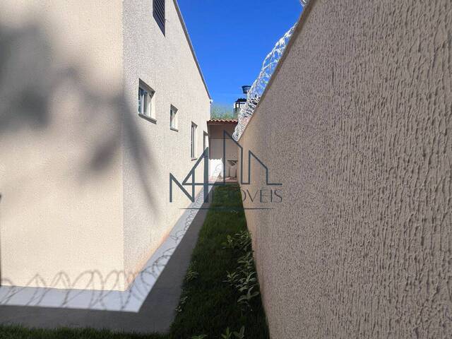 #2290 - Casa para Venda em Aparecida de Goiânia - GO