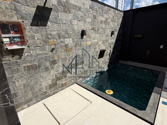 #2301-BI - Casa para Venda em Goiânia - GO