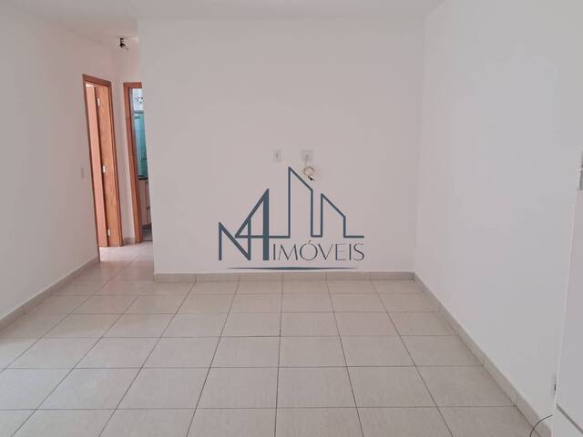 #2305 - Apartamento para Venda em Aparecida de Goiânia - GO - 3