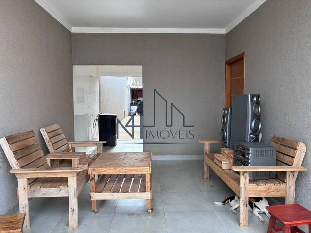 #2328 - Casa para Venda em Aparecida de Goiânia - GO - 3