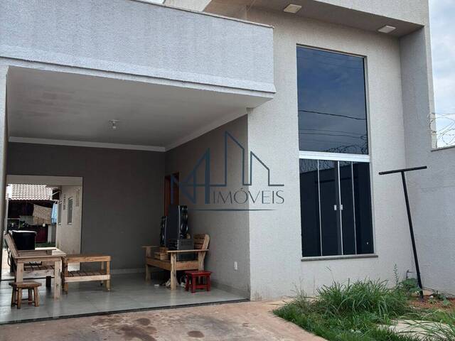 #2328 - Casa para Venda em Aparecida de Goiânia - GO - 2