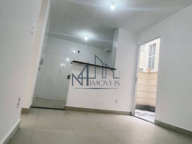 #2351 - Apartamento para Venda em Goiânia - GO - 3