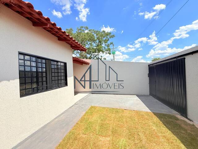 #2353 - Casa para Venda em Aparecida de Goiânia - GO - 3