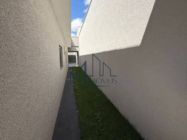 #2356 - Casa para Venda em Aparecida de Goiânia - GO - 3