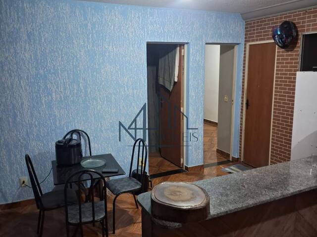 #2361 - Apartamento para Venda em Aparecida de Goiânia - GO - 2