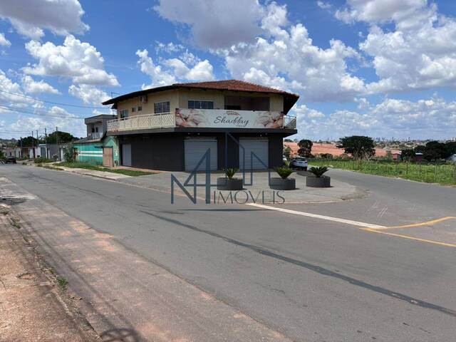 #2375 - Sobrado para Venda em Aparecida de Goiânia - GO - 2