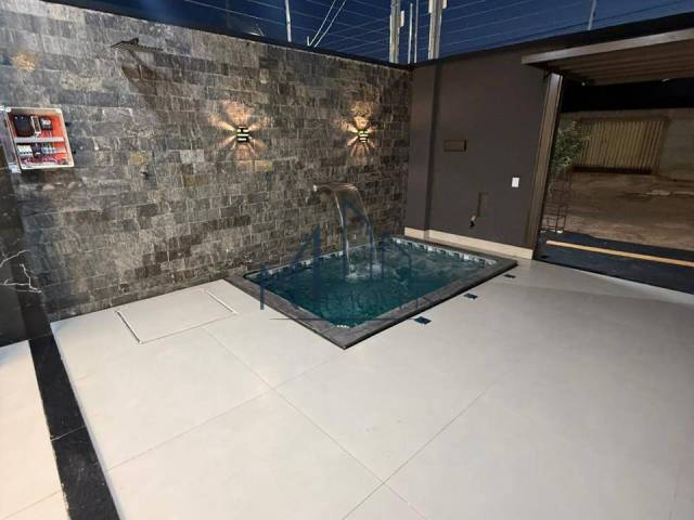 Casa para Venda em Goiânia - 5