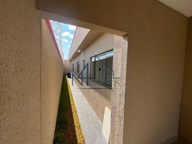 #2394 - Casa para Venda em Aparecida de Goiânia - GO - 3