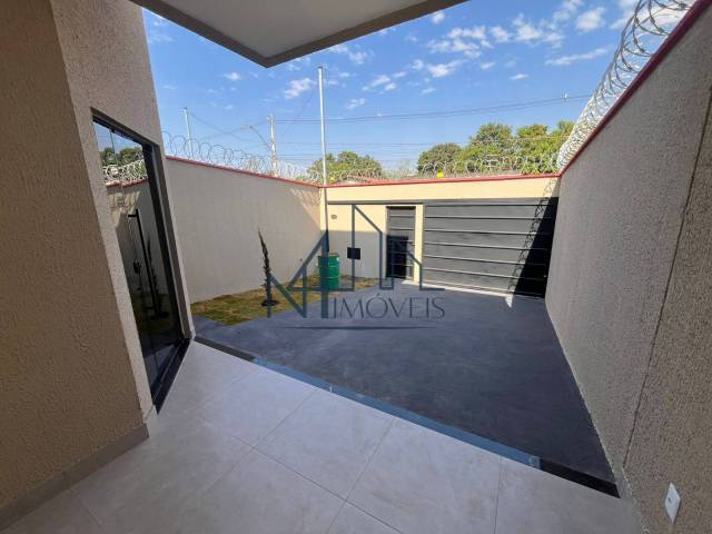 #2394 - Casa para Venda em Aparecida de Goiânia - GO - 2