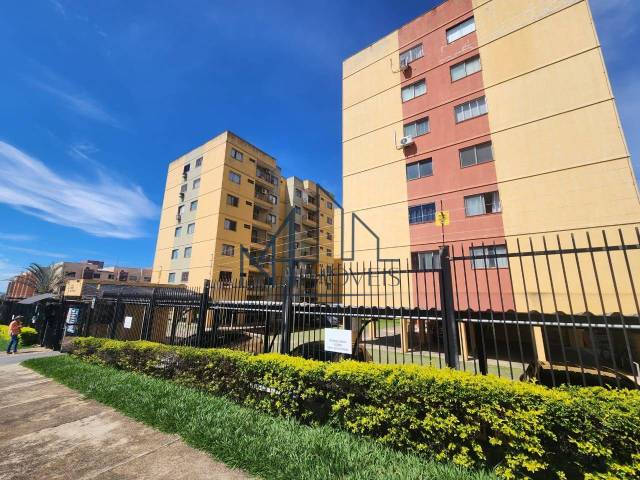 #2416 - Apartamento para Venda em Aparecida de Goiânia - GO - 2