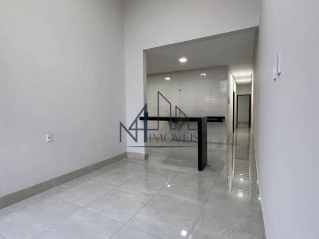 #2443 - Casa para Venda em Aparecida de Goiânia - GO - 3