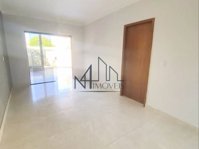 #2445 - Casa para Venda em Aparecida de Goiânia - GO - 2