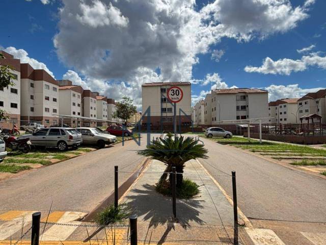 #2454 - Apartamento para Venda em Aparecida de Goiânia - GO - 3