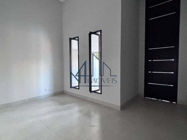 #2496 - Casa para Venda em Aparecida de Goiânia - GO - 3