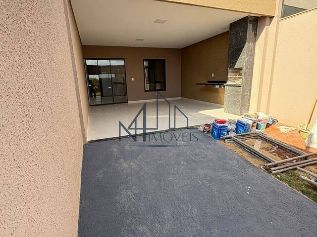 #2508 - Casa para Venda em Senador Canedo - GO - 2