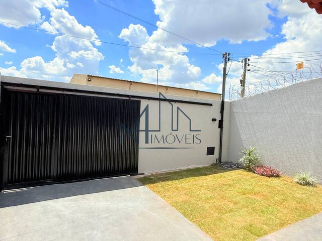 #2540-BI - Casa para Venda em Aparecida de Goiânia - GO - 2