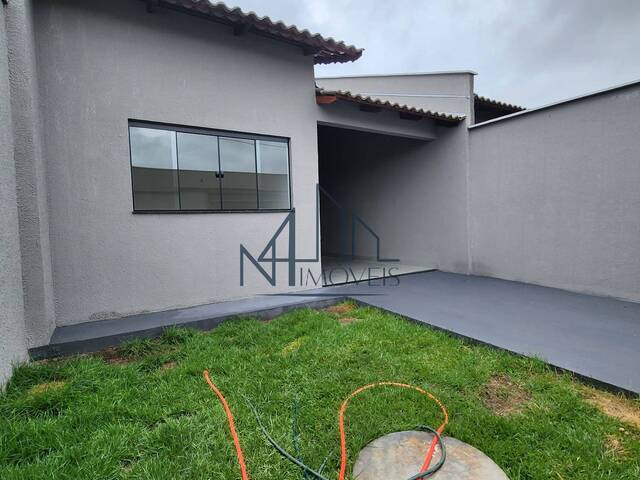 #2560 - Casa para Venda em Aparecida de Goiânia - GO