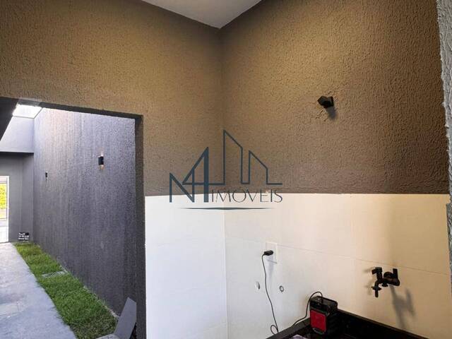 #2575 - Casa para Venda em Hidrolândia - GO