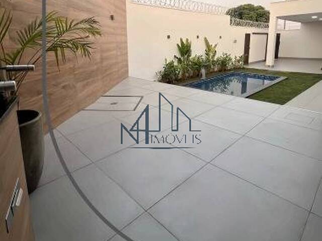 Casa para Venda em Senador Canedo - 4