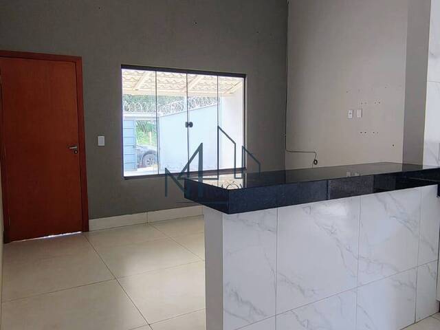#2595 - Casa para Venda em Aparecida de Goiânia - GO - 3