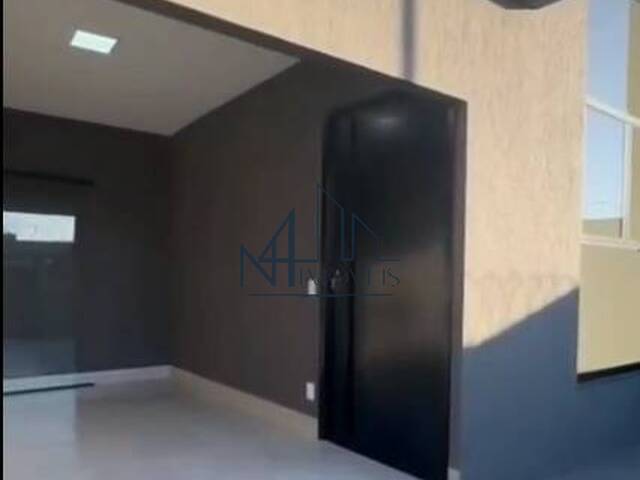 #2604-LBI - Casa para Venda em Goiânia - GO - 2