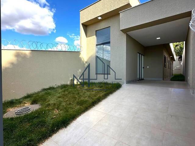 #2625-LBI - Casa para Venda em Aparecida de Goiânia - GO - 2