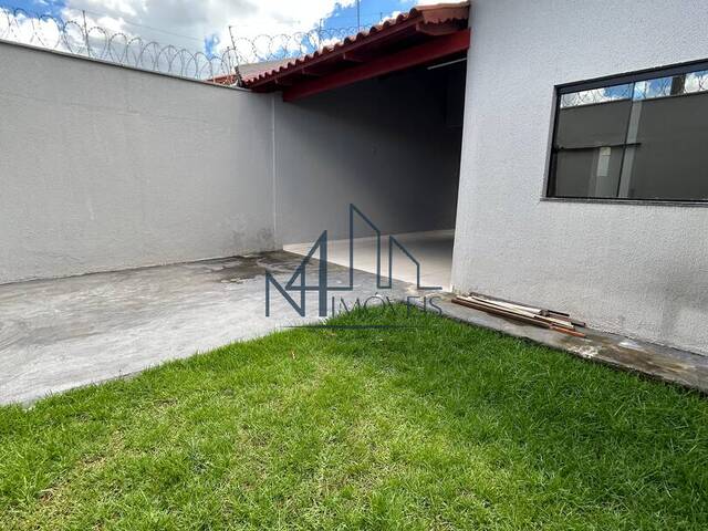 #2635 - Casa para Venda em Aparecida de Goiânia - GO - 2