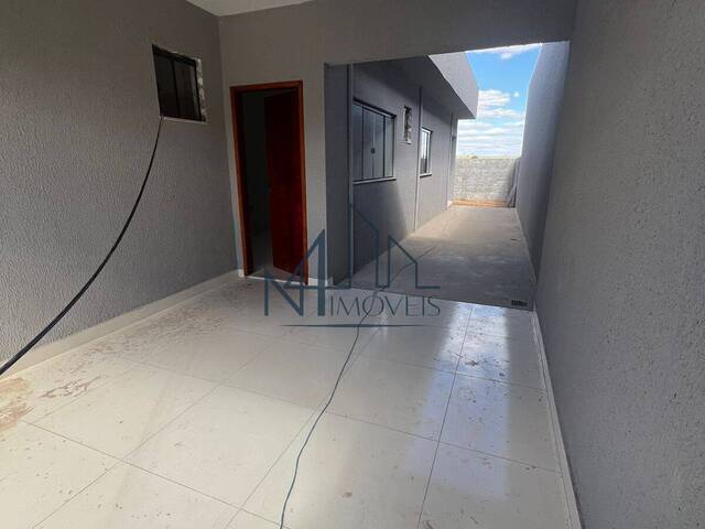 #1502 - Casa para Venda em Aparecida de Goiânia - GO