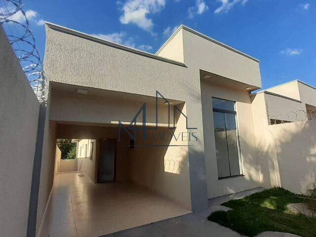 #1900 - Casa para Venda em Aparecida de Goiânia - GO