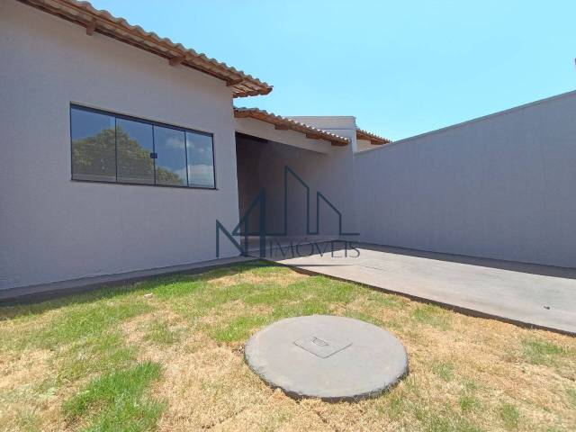 #2423 - Casa para Venda em Aparecida de Goiânia - GO - 2