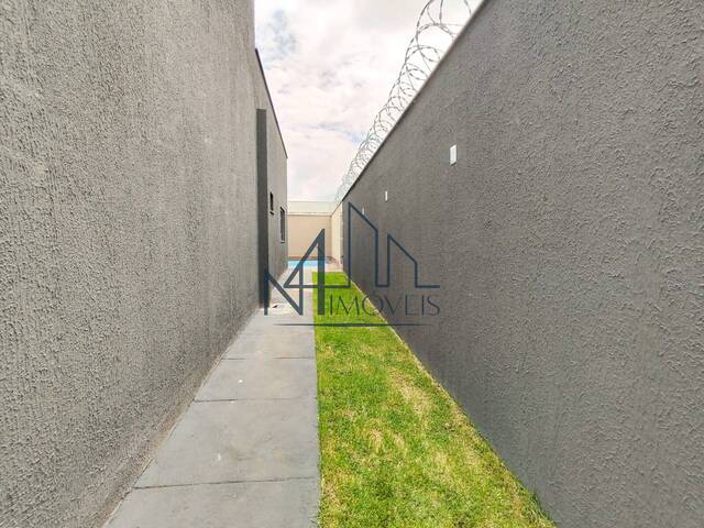 #2593 - Casa para Venda em Aparecida de Goiânia - GO - 3